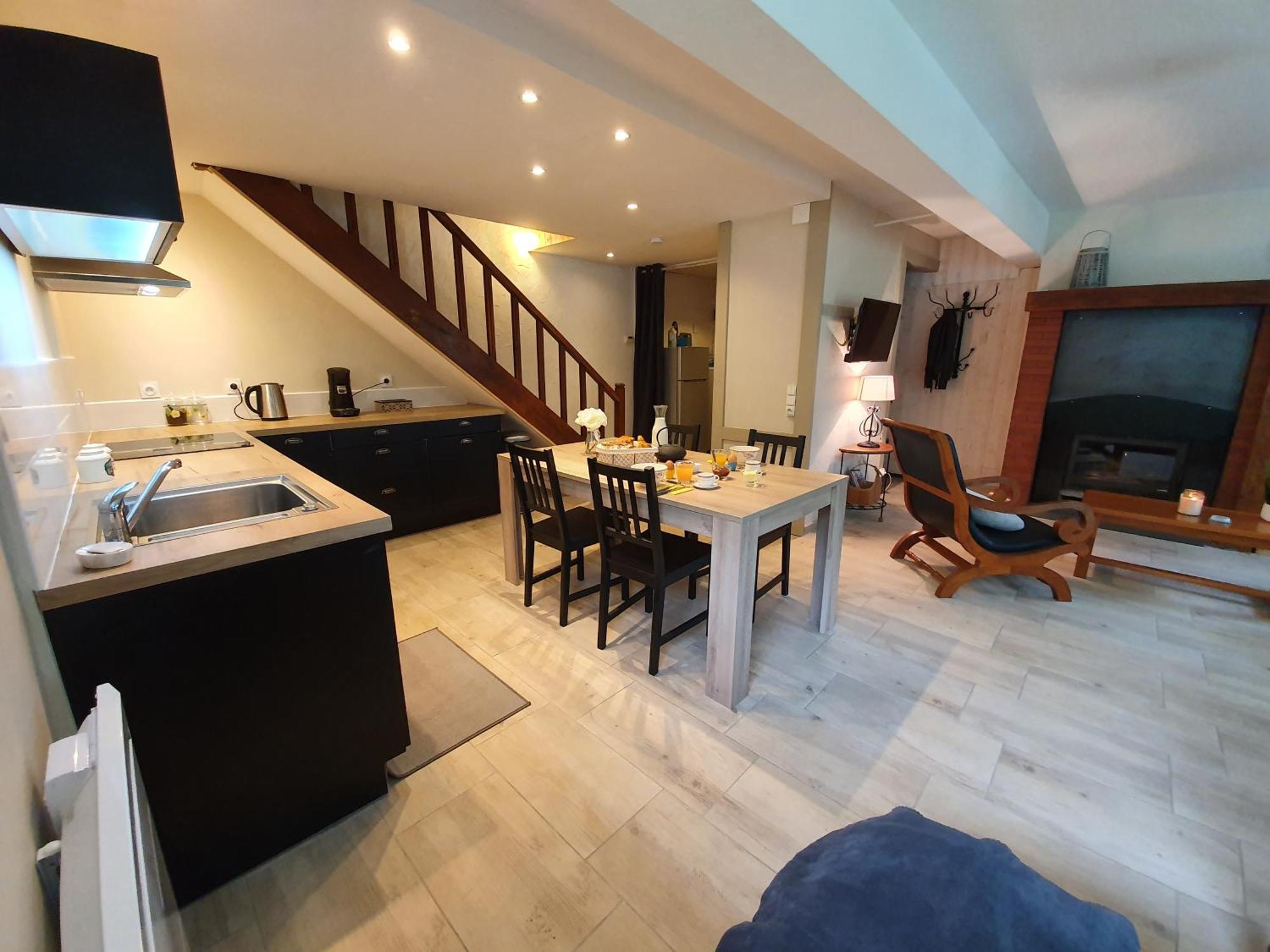 Pont-de-Larn Gite Confortable Avec Spa Prive Et Confort Moderne מראה חיצוני תמונה